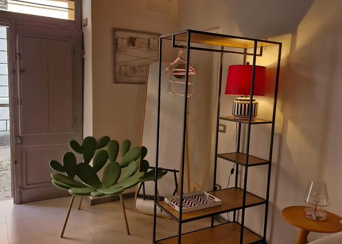 Leoncorno شقة فيرّارا